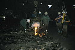 pouring casting 2
